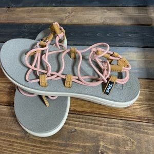 Tech sandals